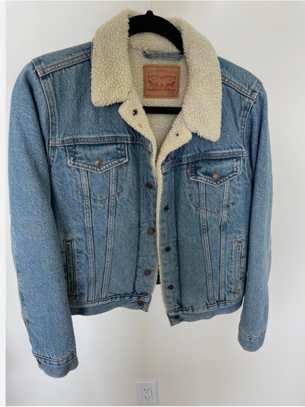 Levi's Cream Sherpa-Lined Jacket with Denim Trim- LARGE